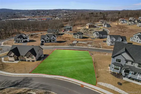 23 Central Valley, Monroe, NY 10950