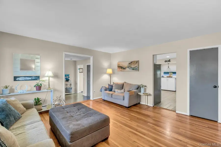 128 Wyandanch Road, Sayville, NY 11782 - #3