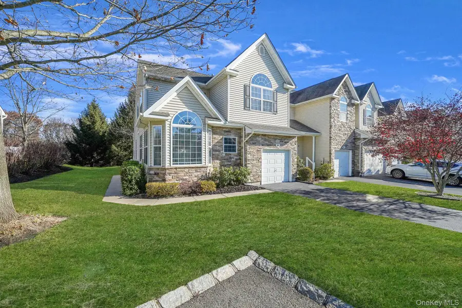 96 Manitou Trail #96, Kings Park, NY 11754 - Image #2