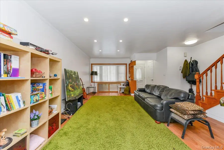 195-31 39 Avenue, Flushing, NY 11358 - Image #3