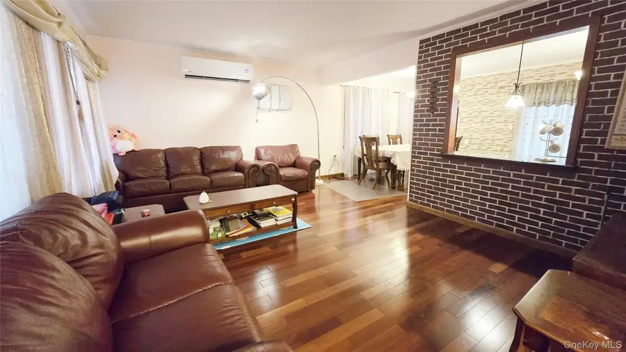 48-37 192nd Street, Fresh Meadows, NY 11365 - Image #3