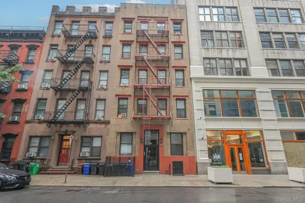 228 W 17th Street #2b, New York (Manhattan), NY 10011