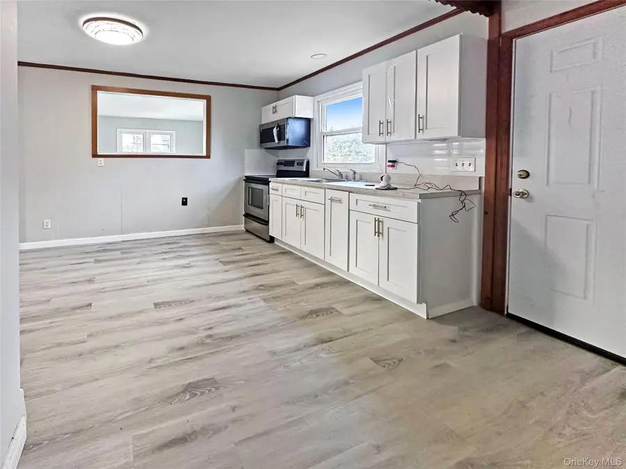 143 Walter Avenue, Hauppauge, NY 11788 - Image #3