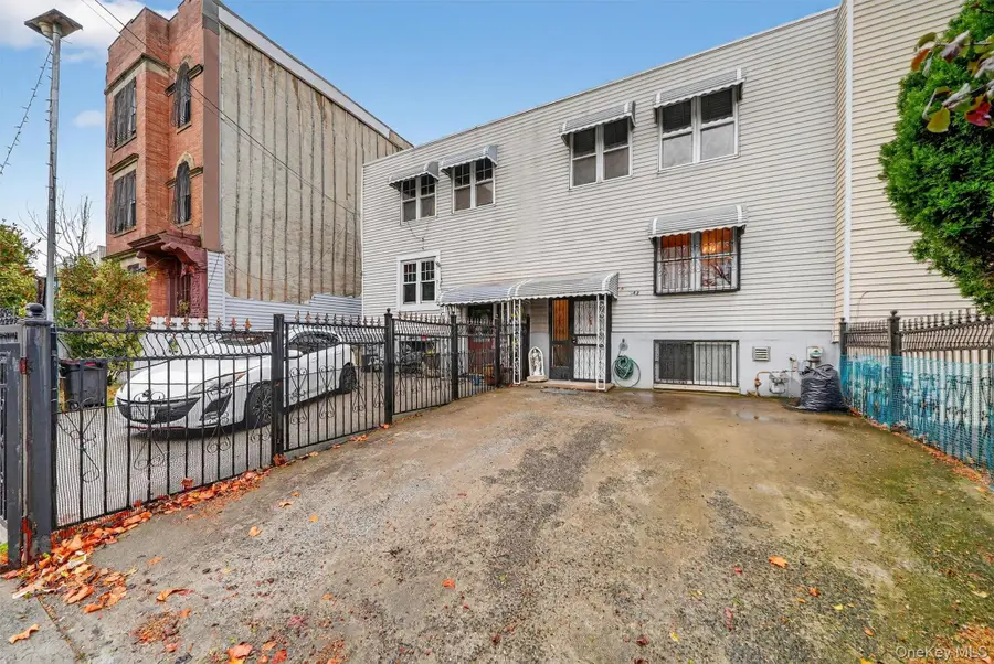 1042 Fox Street, Bronx, NY 10459 - Image #3