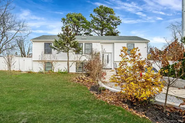 275 Brentwood Parkway, Brentwood, NY 11717