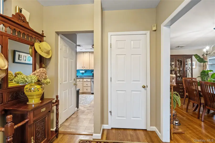 1617 Richard Avenue, Merrick, NY 11566 - Image #3