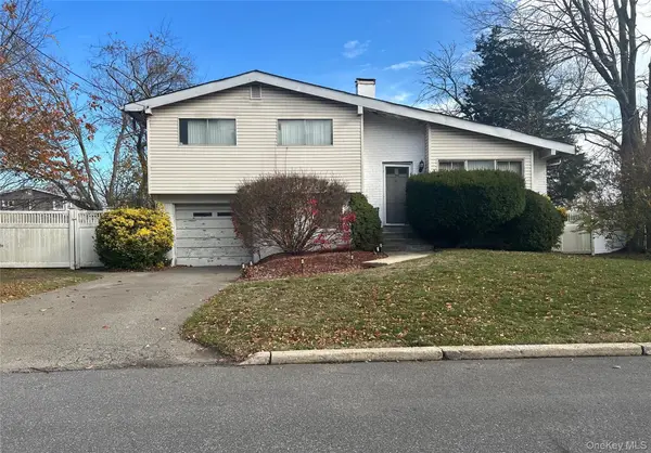 259 W 24th Street, Deer Park, NY 11729