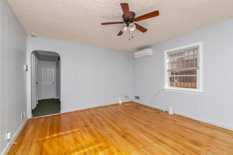 220-03 130th Avenue, Springfield Gardens, NY 11413 - Image #3