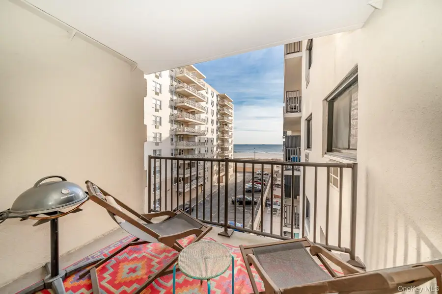 420 Shore Road #4C, Long Beach, NY 11561 - Image #3
