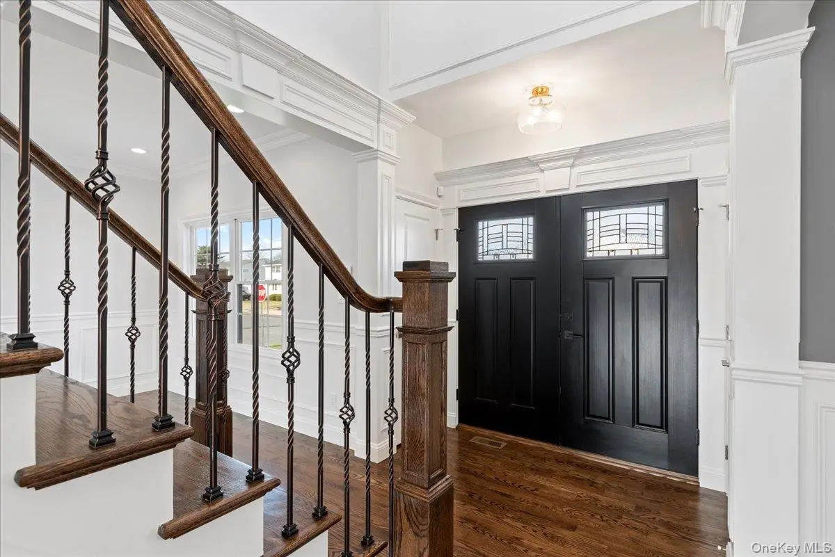 3421 Hawthorne Drive N, Wantagh, NY 11793 - Image #1