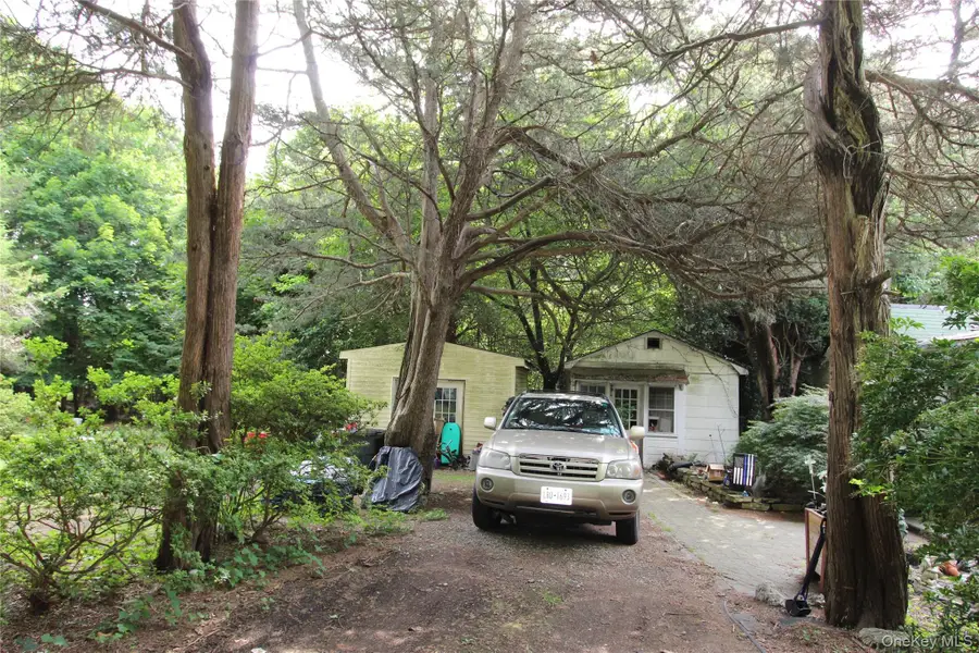 59 Dyke Road, East Setauket, NY 11733 - Image #3