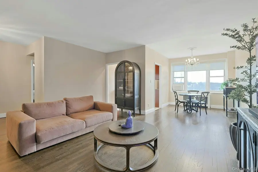 1255 North Avenue #B-5M, New Rochelle, NY 10804 - #2