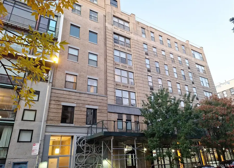 209 E 2nd Street #6, Manhattan, NY 10009 - Image #2
