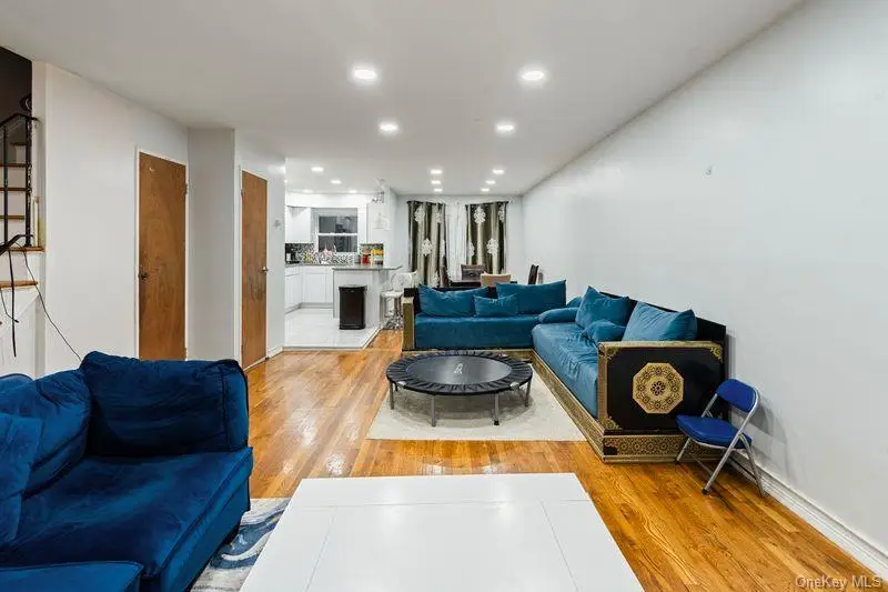 727 Euclid Avenue, Brooklyn, NY 11208 - Image #2
