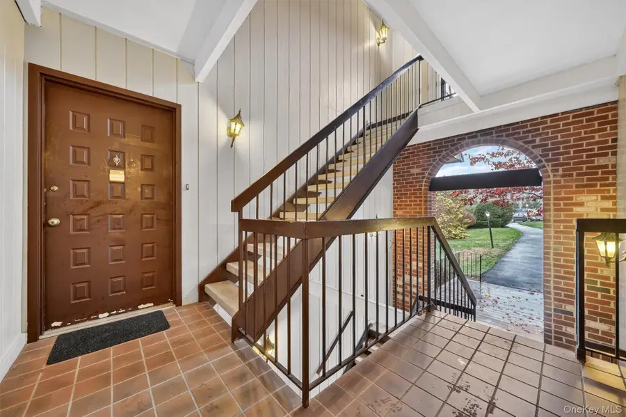 7 Briarcliff Drive S #13, Ossining, NY 10562 - Image #3