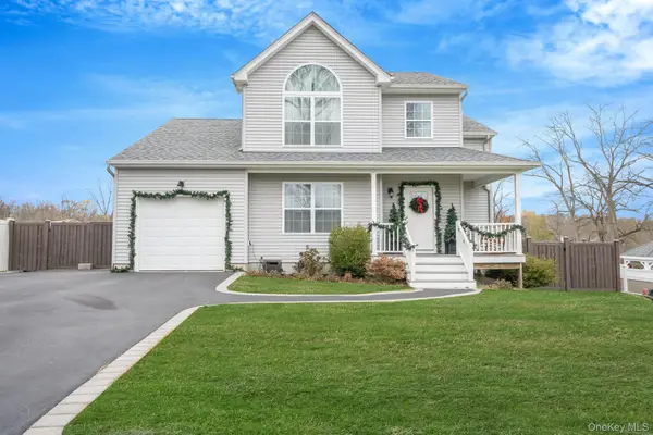 66 Locust Drive, Kings Park, NY 11754