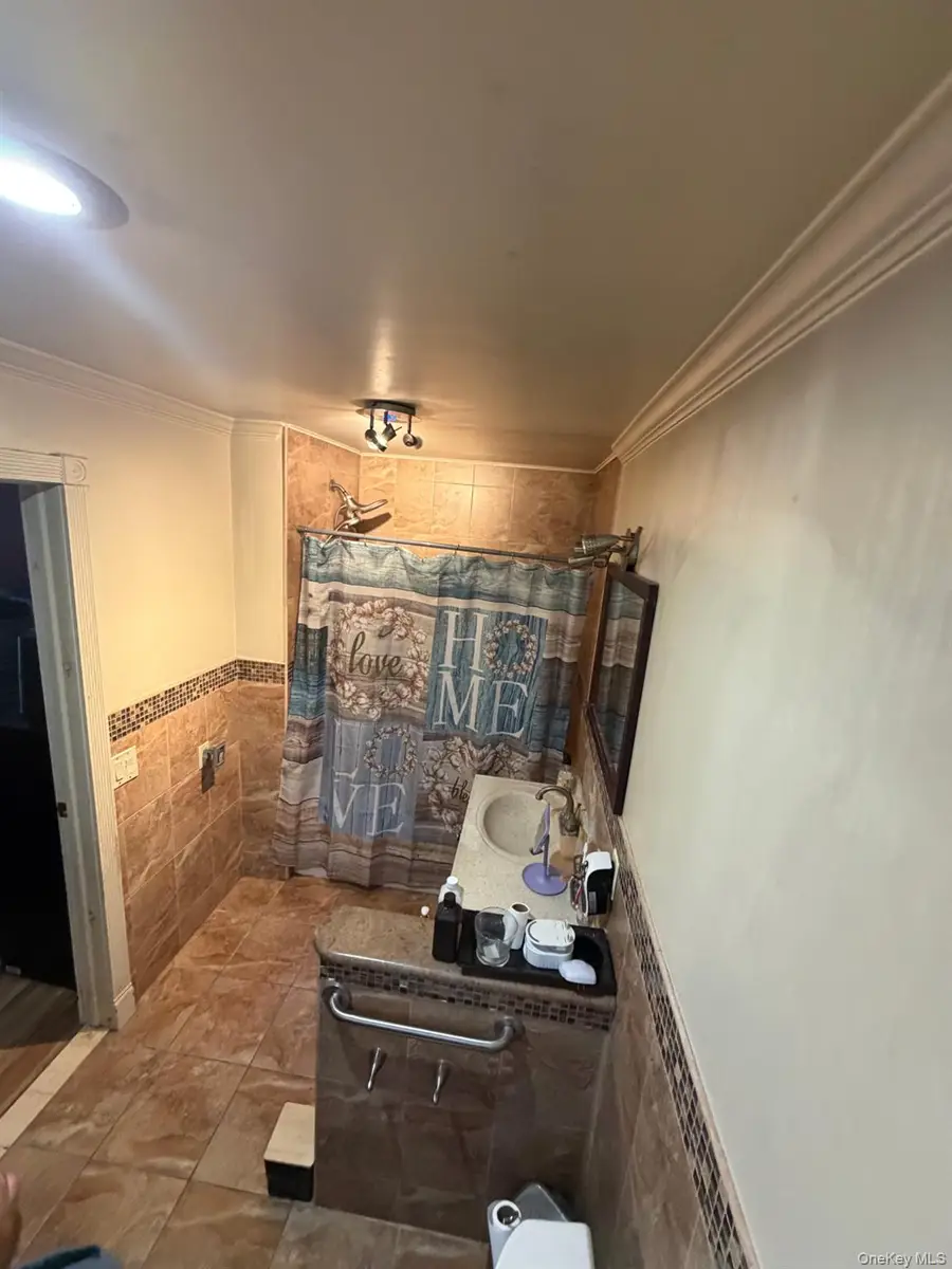 501 Lafayette Avenue, Rockville Centre, NY 11570 - #3