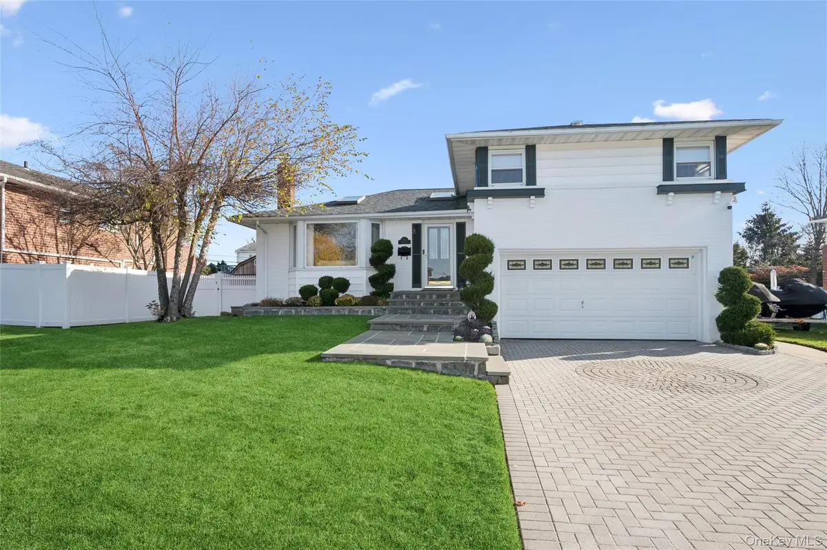 1201 Day Street, Seaford, NY 11783 - Image #1