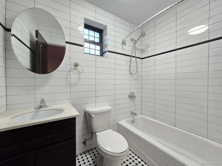 151 Noll Street, Brooklyn, NY 11206 - Image #3