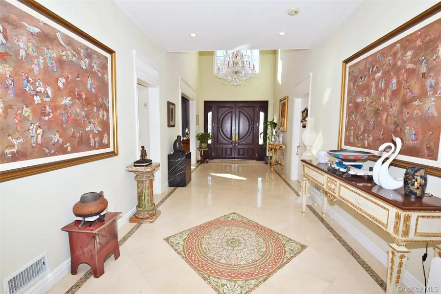 35 Meadow Woods Road, Great Neck, NY 11020 - Image #2