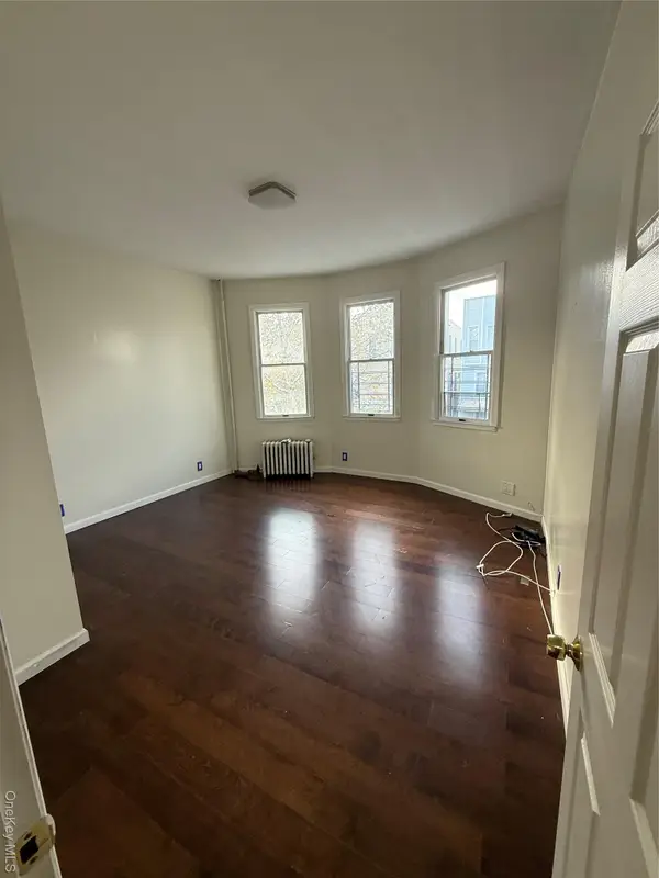 1722 Hunt Avenue #1st floor, Bronx, NY 10462