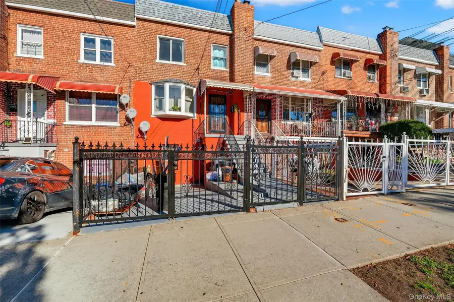 1007 E 215th Street, Bronx, NY 10469 - Image #3