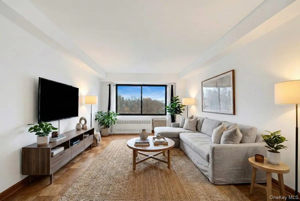 25 Lake Street #7H, White Plains, NY 10603 - Image #1