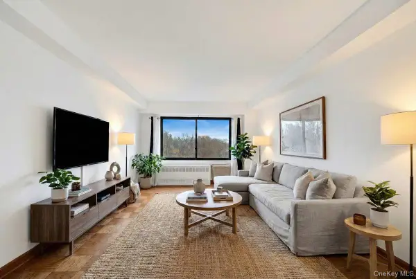 25 Lake Street #7H, White Plains, NY 10603