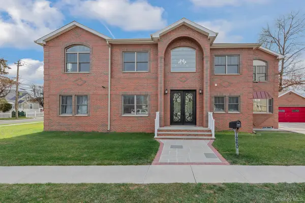 1260 Warwick Street, Uniondale, NY 11553