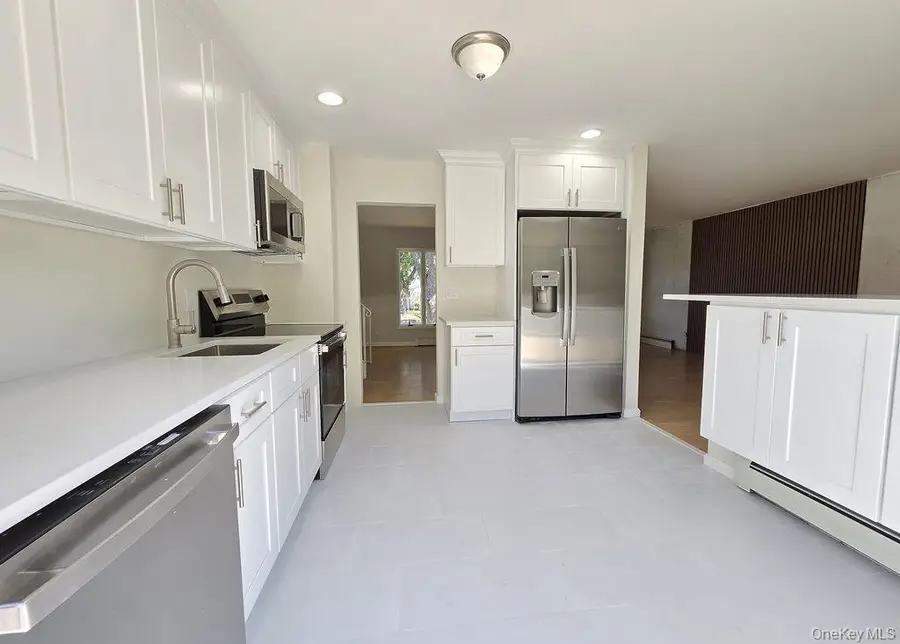 76 Skylark Drive, Holtsville, NY 11742 - Image #3