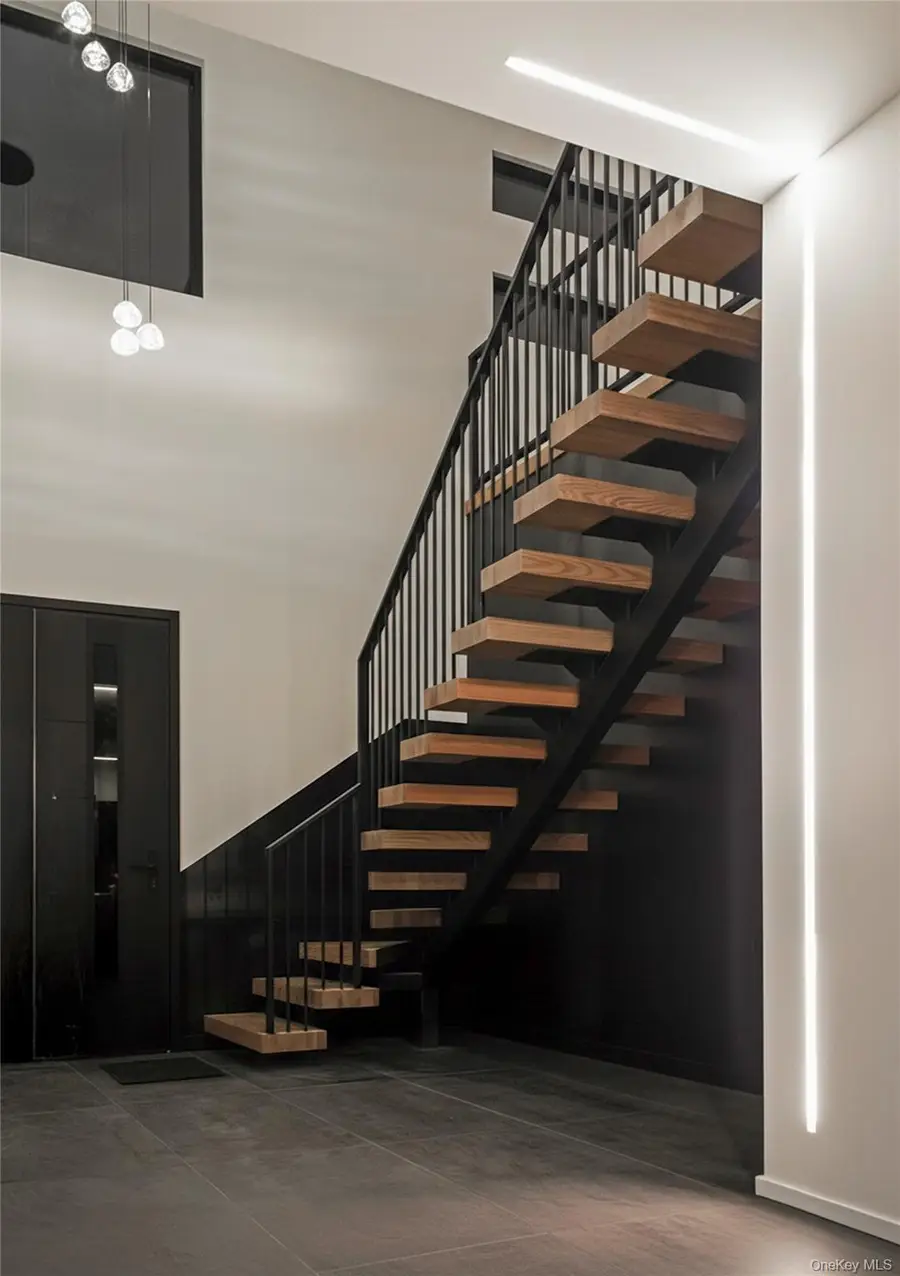 1 Short Lane, Levittown, NY 11756 - Image #3