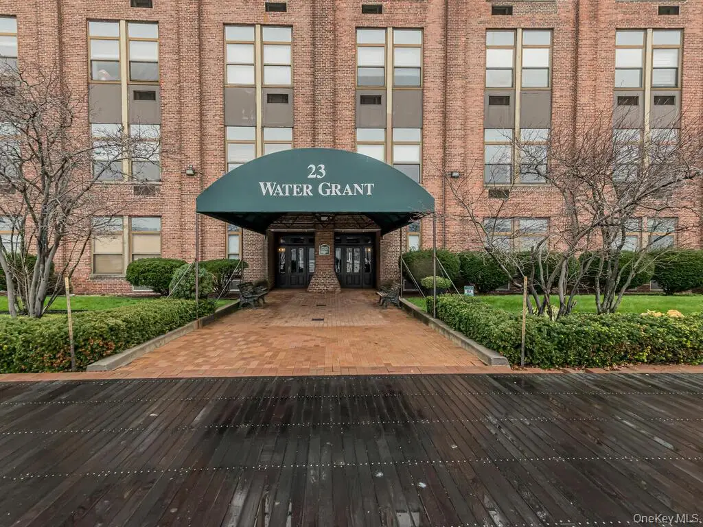 23 Water Grant Street #7L, Yonkers, NY 10701 - Image #1