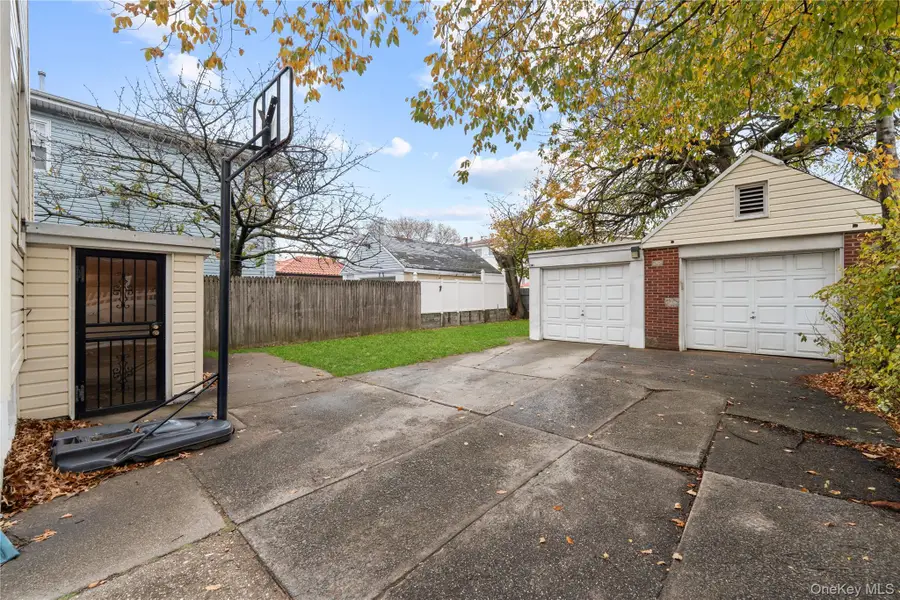 13529 126th Street, South Ozone Park, NY 11420 - Image #3