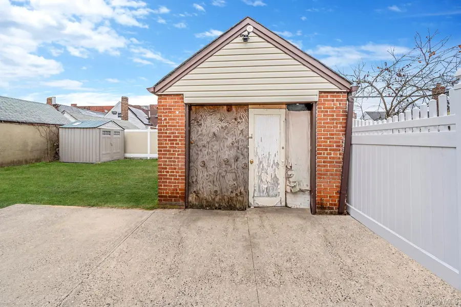 120-43 234th Street, Cambria Heights, NY 11411 - Image #3