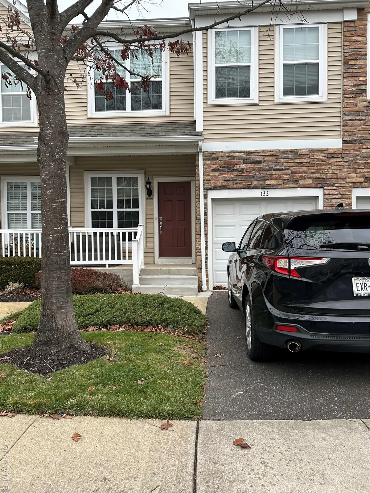 133 Somerset Drive, Massapequa, NY 11758 - Image #1