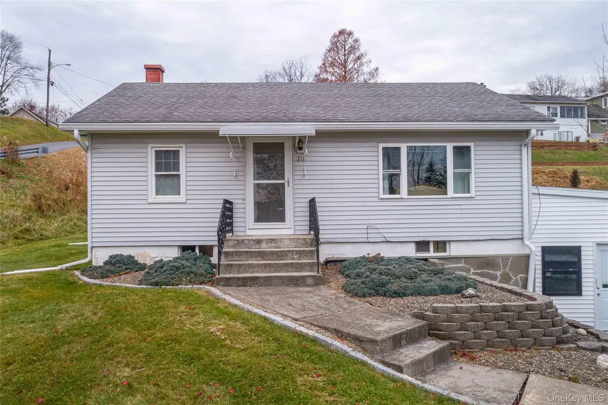 216 Hoyt Street, Port Ewen, NY 12466 - Image #1