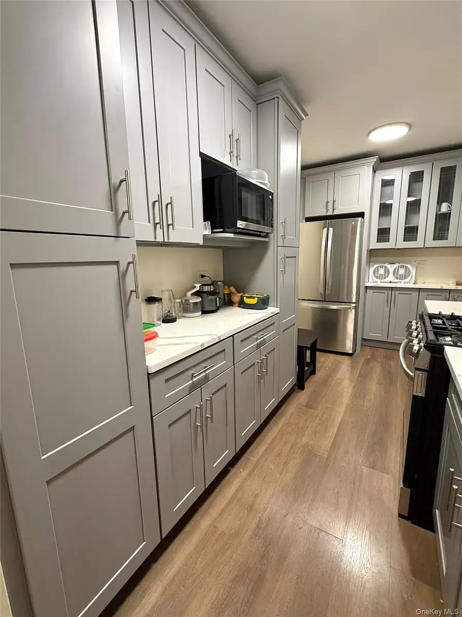 7261 Shore Road #1R, Brooklyn, NY 11209 - Image #3