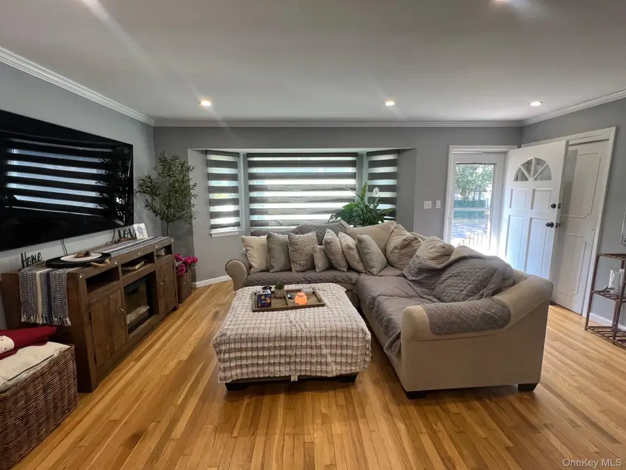 49 Catalpa Street, North Babylon, NY 11703 - Image #2