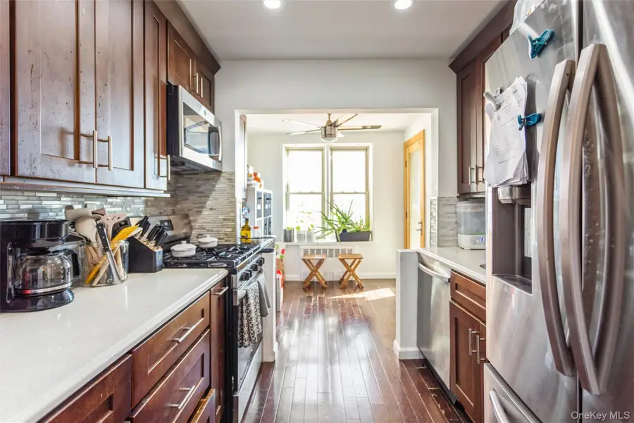 560 W Broadway #2A, Long Beach, NY 11561 - Image #2