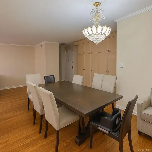 141-05 Pershing Crescent #416, Briarwood, NY 11435