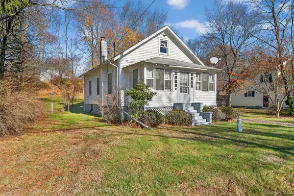 18 Seybolt Avenue, Otisville, NY 10963