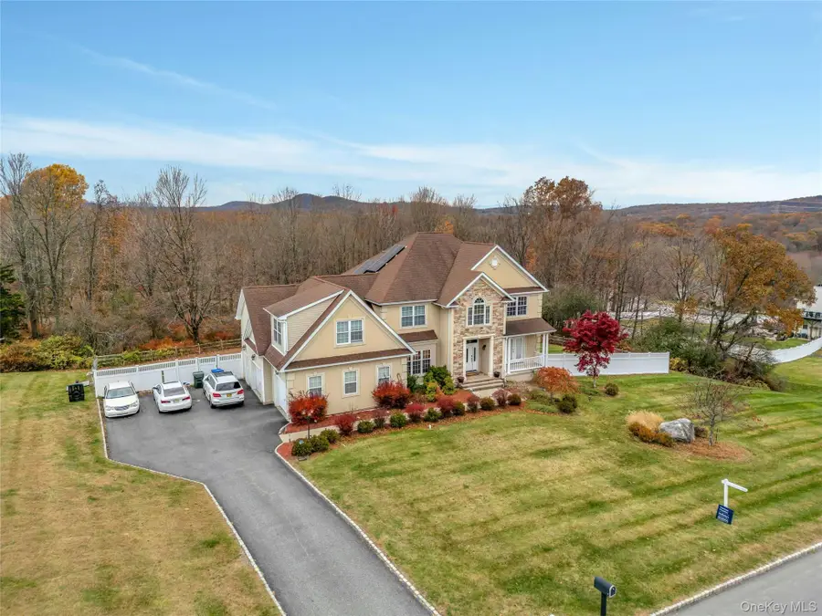 4 Camelback Road, Chester, NY 10918 - Image #3