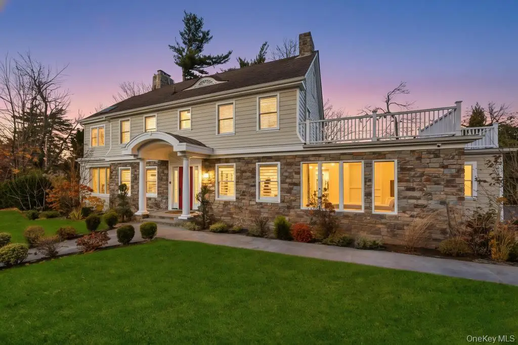 9 Sycamore Drive, Great Neck, NY 11021 - Image #1