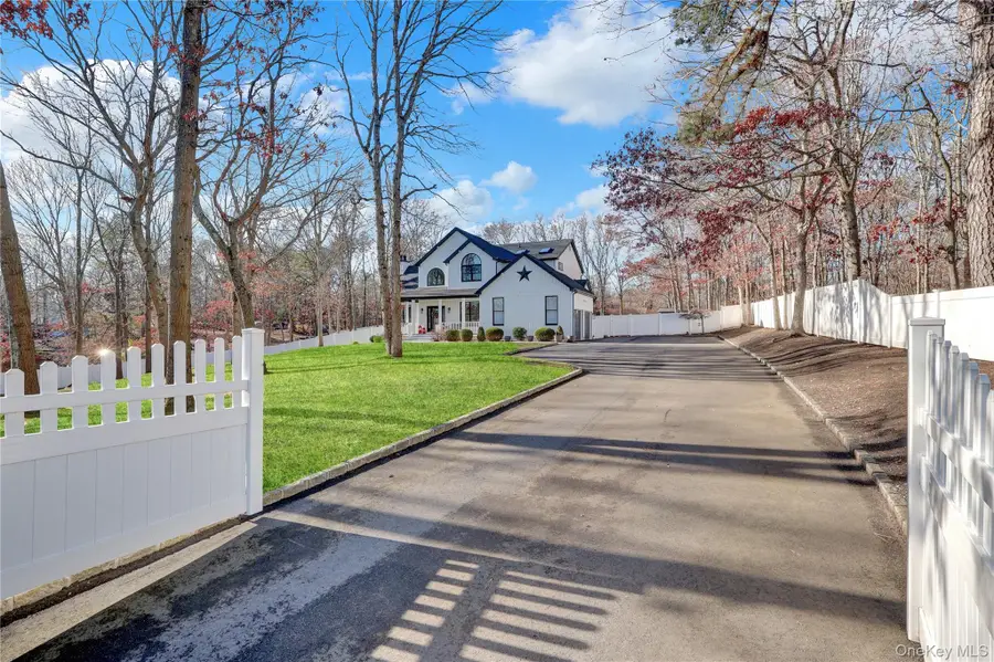 108 Hunter Avenue, Miller Place, NY 11764 - Image #3