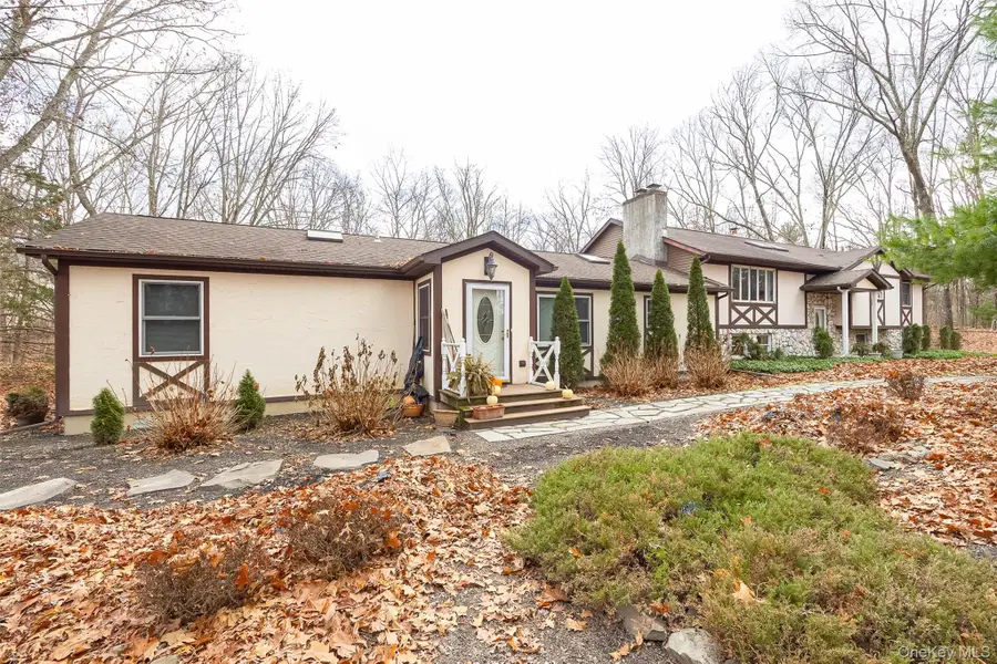 4 Kilmer Road, Hyde Park, NY 12538 - Image #2
