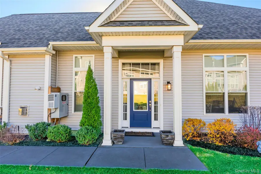 366 Wavell Avenue, Yaphank, NY 11980 - Image #3