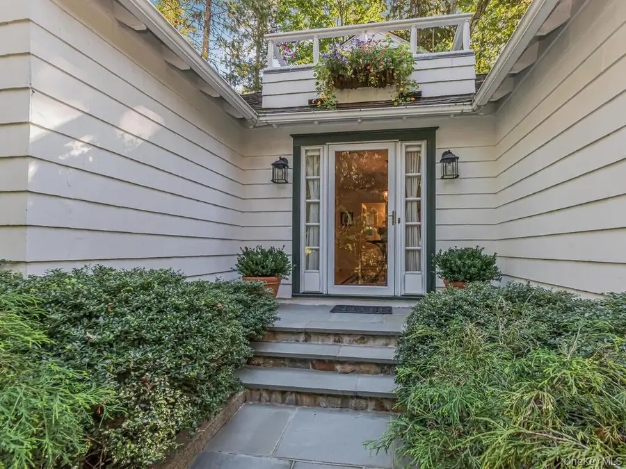 105 Douglas Road, Chappaqua, NY 10514 - Image #2