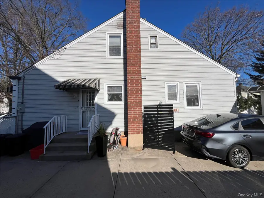 182 Lexington Avenue, Franklin Square, NY 11010 - Image #3