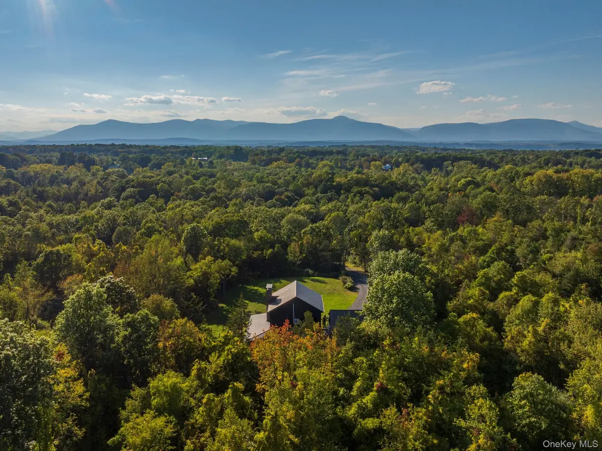 249 Old Saw Mill Road, Germantown, NY 12526 - Image #1