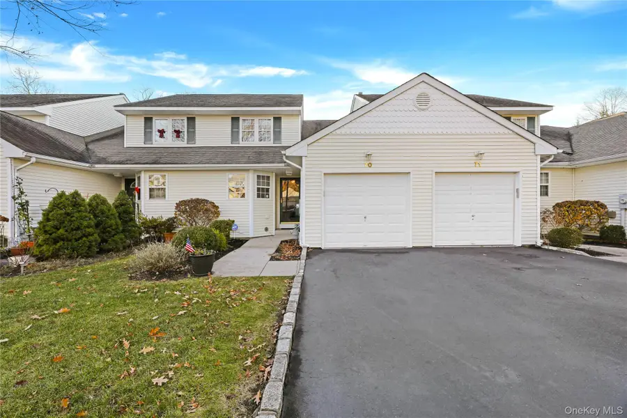 70 Strawberry Commons, Riverhead, NY 11901 - #2